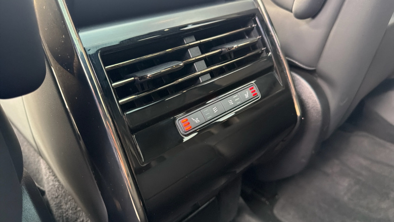 Land Rover Range Rover Sport 3.0 D300 Dynamic SE 5dr Auto Diesel Estate